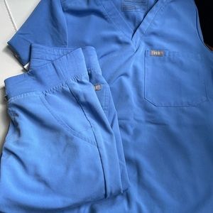 Figs ceil blue scrub set xxs